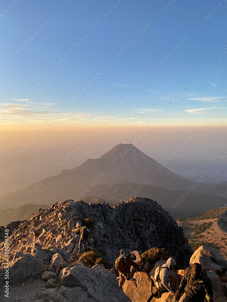 Nevado de Colima Mex. Una de las 6 montañas mas altas de México Stock ...