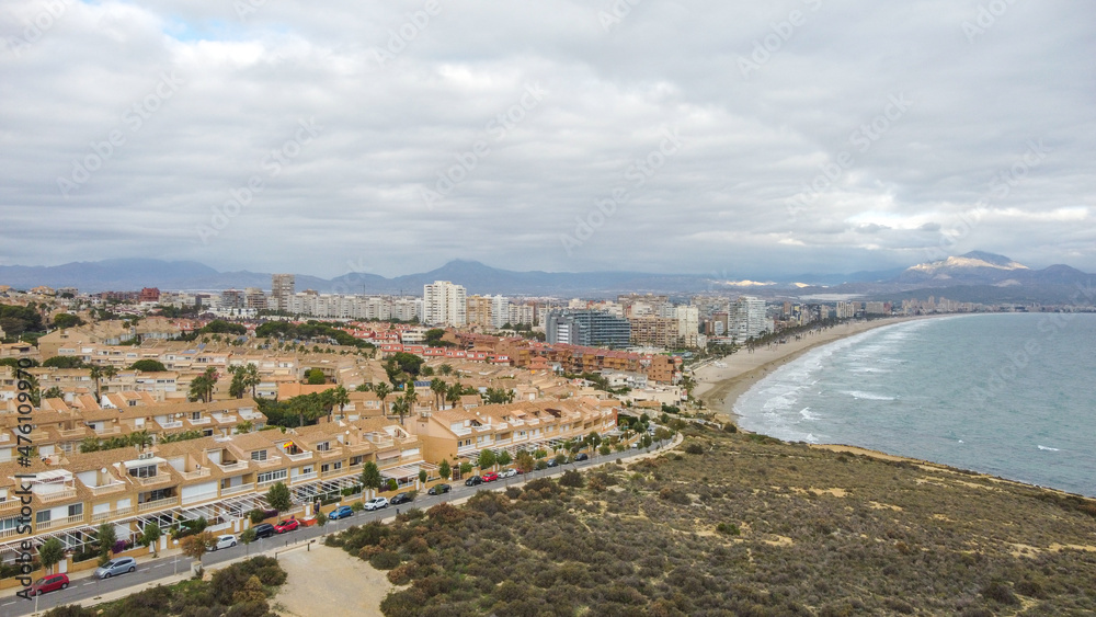 Playa de San Juan desde el Cabo de las Huertas en Alicante