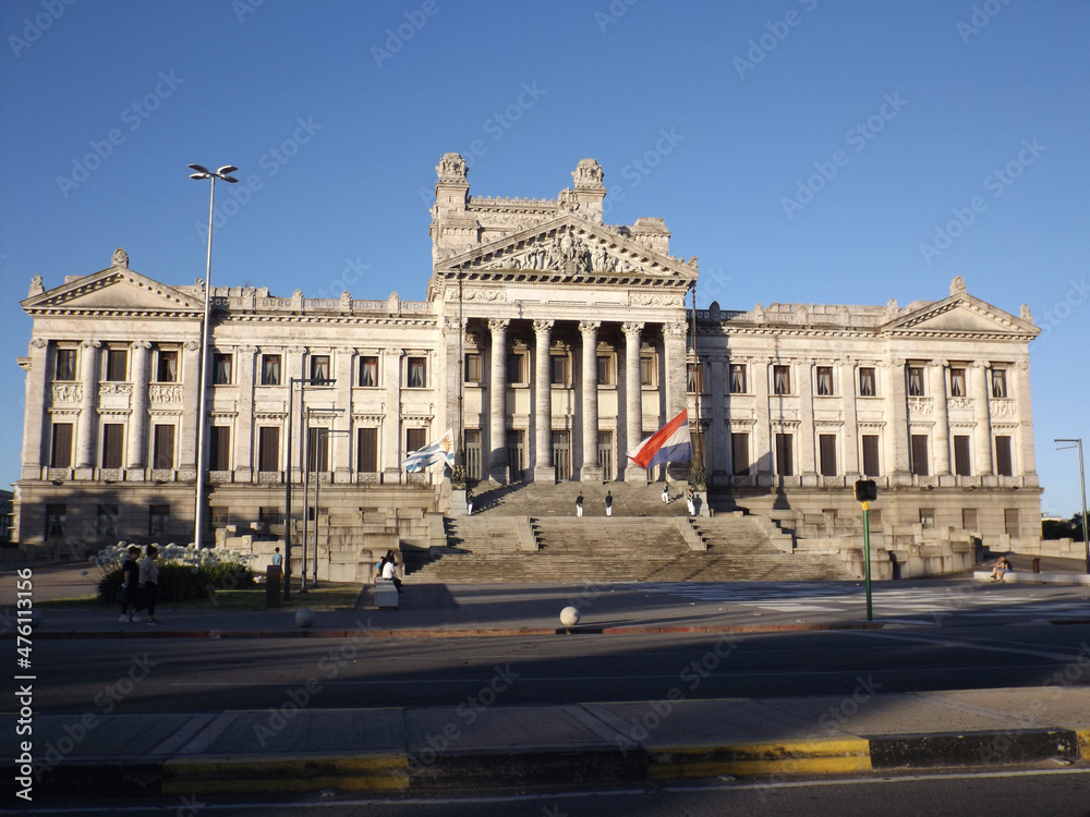 The Legislative Palace is the seat of the Legislative Power of Uruguay. Neoclassical Architecture, Meano - Moretti. Representatives and Senators.