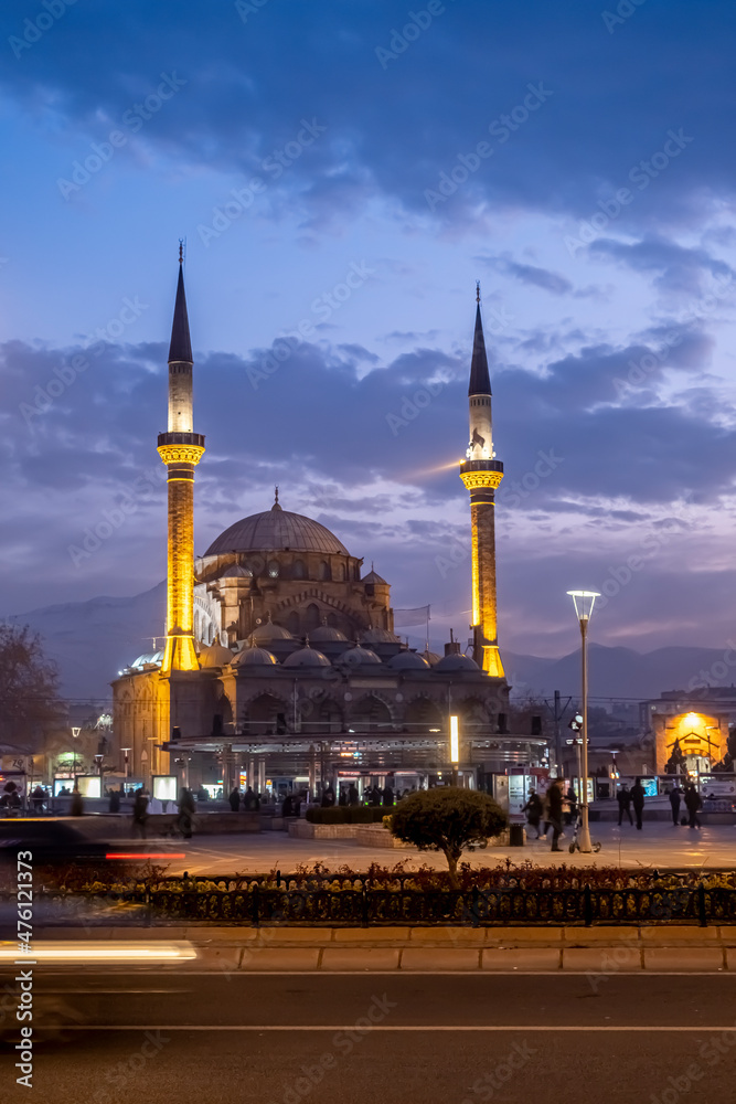 Naklejka premium Evening view of the republic square in Kayseri