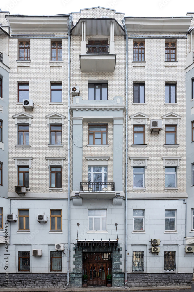 Fototapeta premium facade of a building