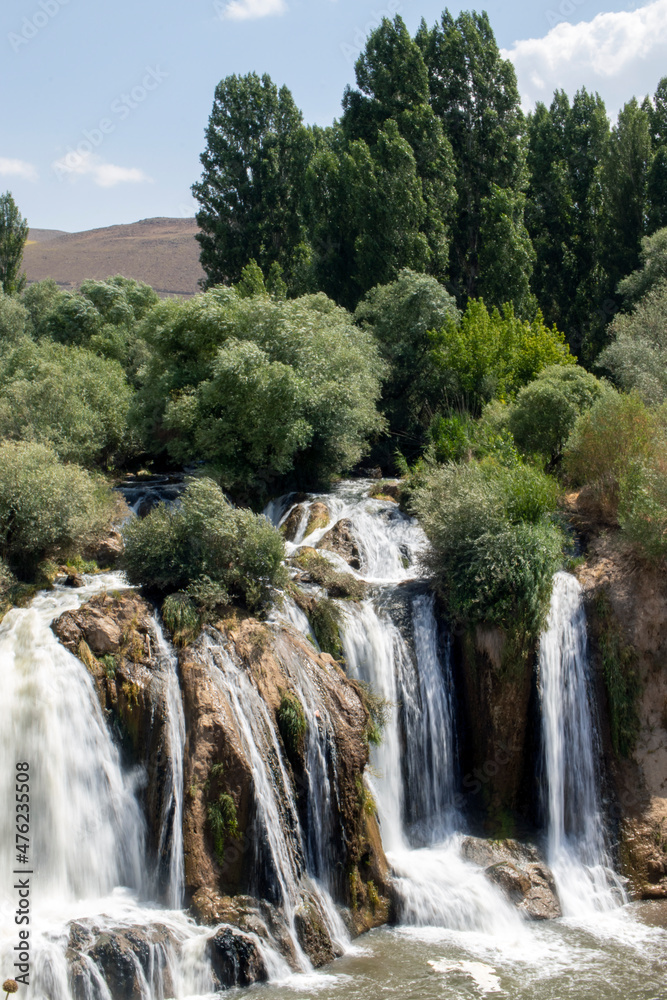 Obraz premium waterfall in the mountains