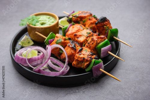 Cuadro en lienzo chicken tikka kebabs