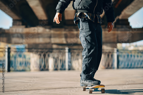 Tablou Canvas Skateboarder skateboarding on the street urban background