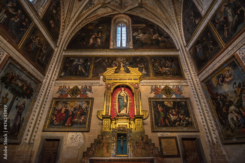Fototapeta premium Segovia, Spain, October 2019 - view of a beautiful chapel inside the Cathedral of Segovia