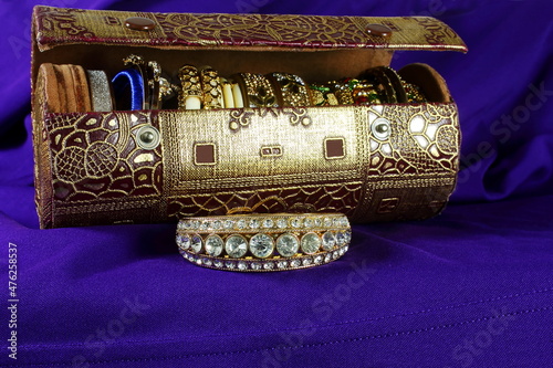  indian traditional fashion jewelry bangles box with bangles 