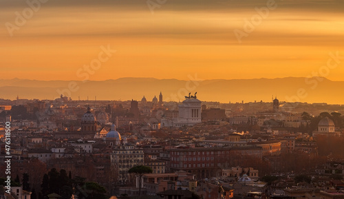 Landscape on Rome from Janiculum terrace, with Fatherland, Trinità dei Monti church, Pantheon and Quirinale palace  © Francesco🇮🇹 Todaro