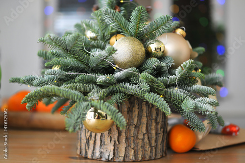 Natural herringbone with Christmas decor on the table