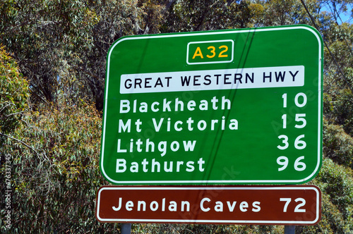 A sign on the Great Western Highway at Katoomba giving travel distances to nearby towns photo