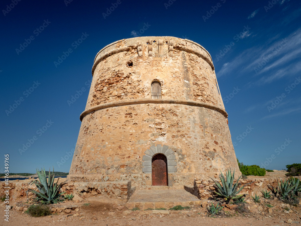 Torre d'en Rovira, Punta Roja Ibiza, Islas Baleares, España.
