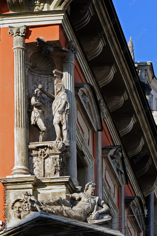 Obraz premium Fragment of old building facade decoration in Lviv Ukraine