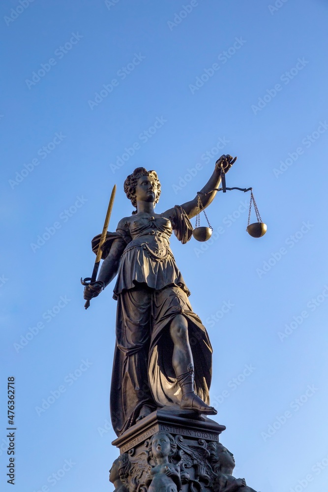 statue of Lady justice