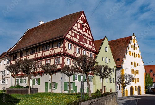 Fototapeta Naklejka Na Ścianę i Meble -  Häuser in der Altstadt von Nördlingen in Bayern, Deutschland 