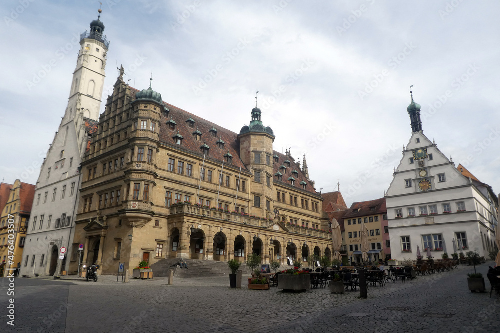 Marktplatz mit Rathaus  in Rothenburg ob der Tauber