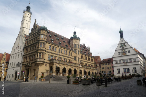 Marktplatz mit Rathaus in Rothenburg ob der Tauber