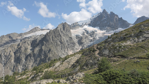 Massif des écrins, la Grave et le glacier de la  Girose © stephane