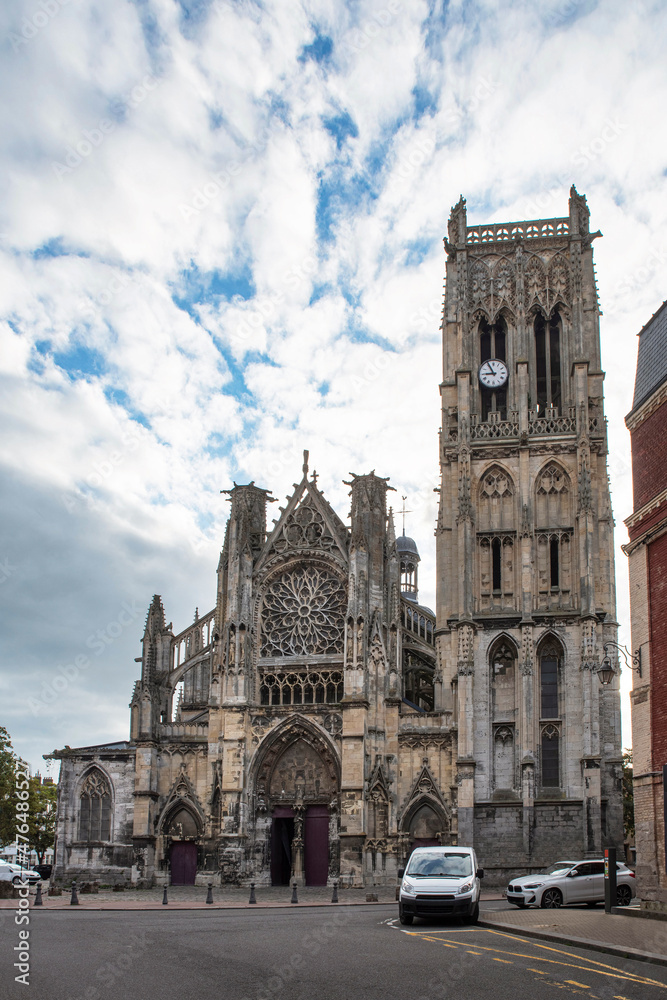 Fototapeta premium Exterior architecture of Dieppe cathedral in France 
