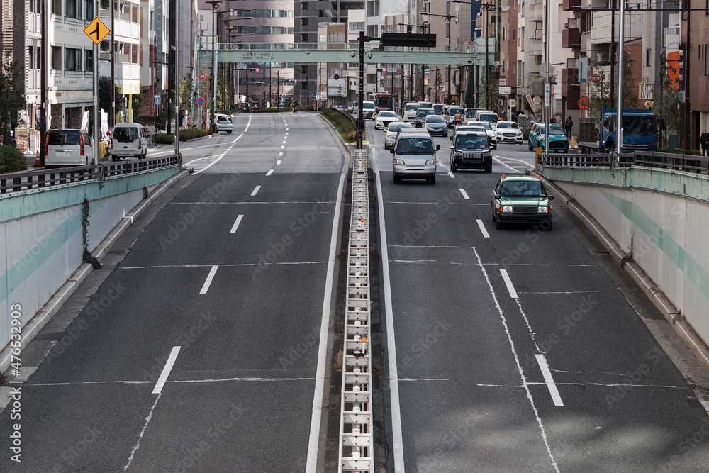 Obraz premium 目黒通りと立体交差する山手通り風景 目黒、目黒区、東京、日本