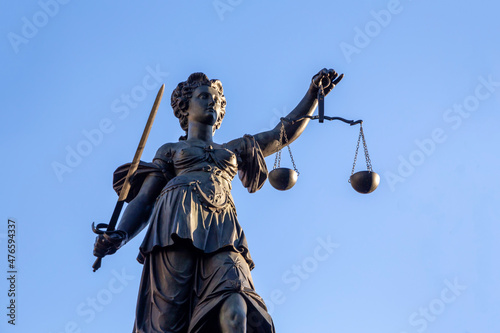 statue of Lady justice