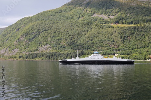 Tableau sur toile Sulafjorden ferry crossing in Norway