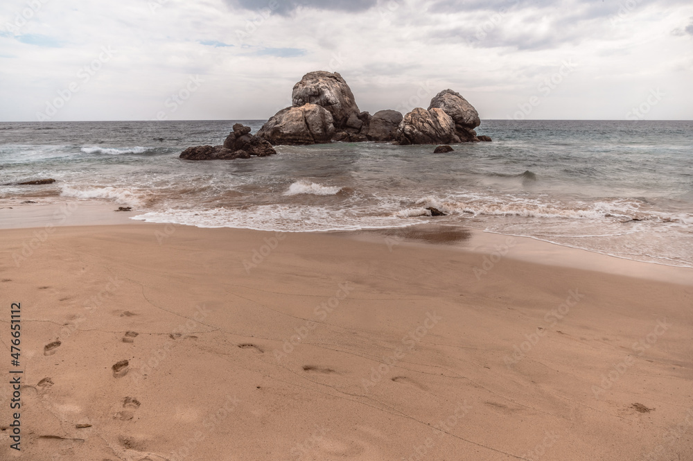 Beach in Sri-Lanka on a Cloudy Day Beach in Sri-Lanka on a Cloudy Day