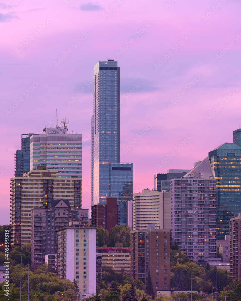 Fototapeta premium city skyline at sunset