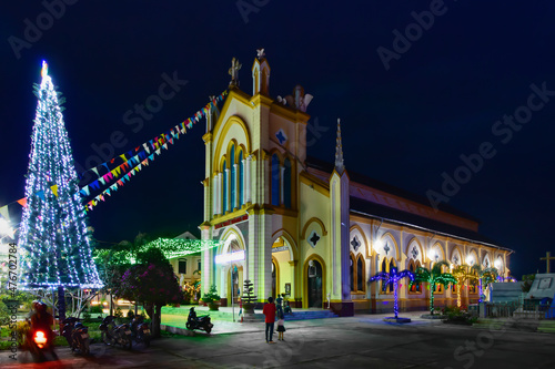 Nang Gu ancient church celebrates Christmas 