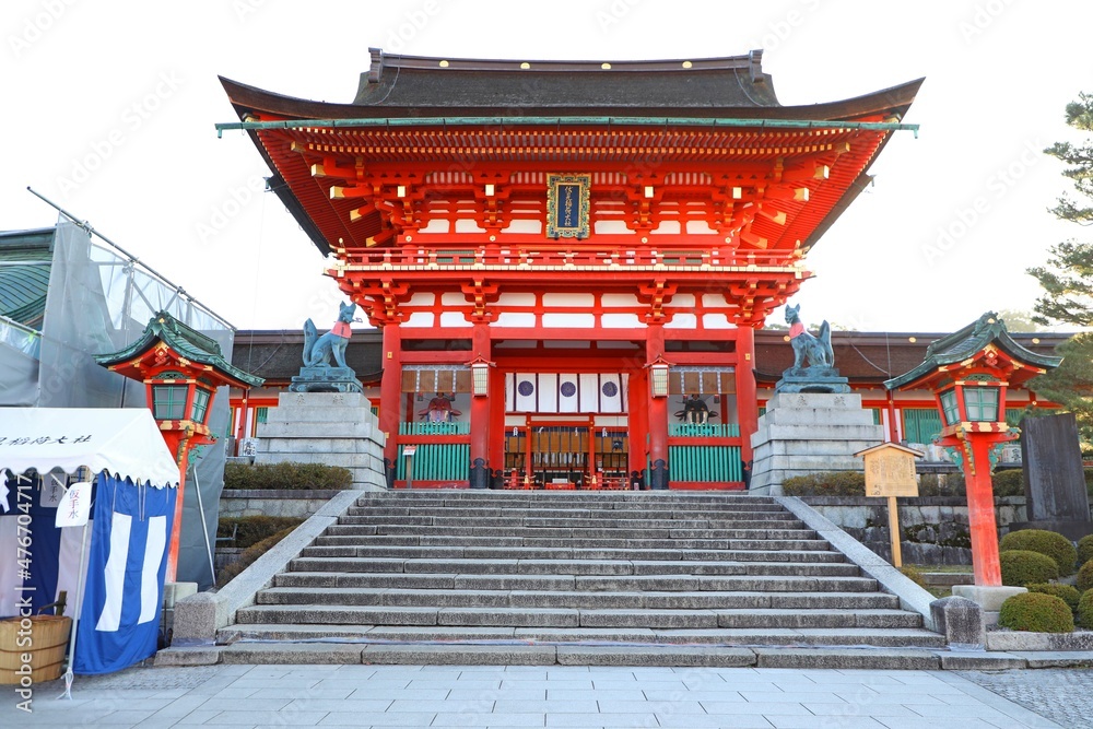 伏見稲荷大社の楼門