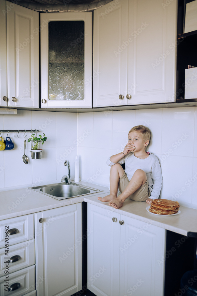 mother and child in kitchen mother and child in kitchen
