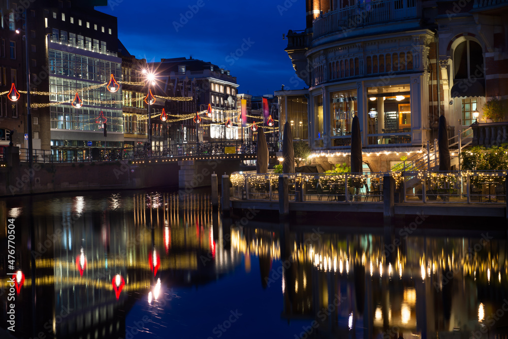 Fototapeta premium Amsterdam by night in Christmas time