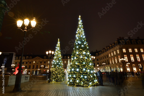 Fototapeta Naklejka Na Ścianę i Meble -  Paris, France. A Christmas tree on Place Vendôme. December 19, 2021.
