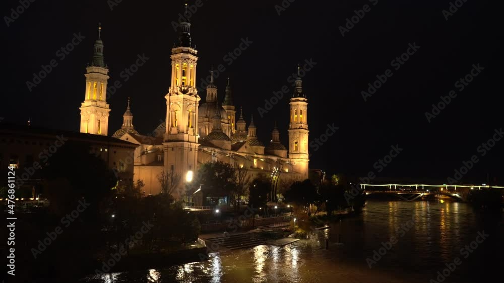 Night video from the Basilica of Nuestra Señora del Pilar on the Ebro river in the city of Zaragoza, Aragon. Spain, 4k video Night video from the Basilica of Nuestra Señora del Pilar on the Ebro river in the city of Zaragoza, Aragon. Spain, 4k video