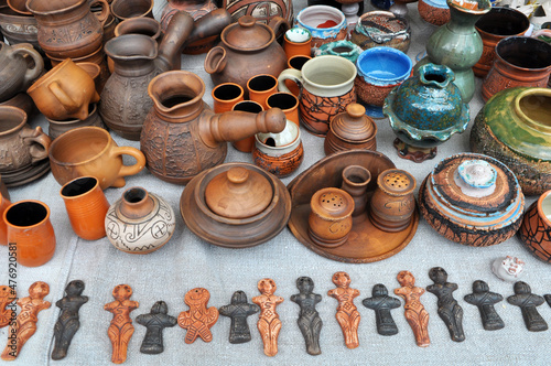 Various pottery made of clay.