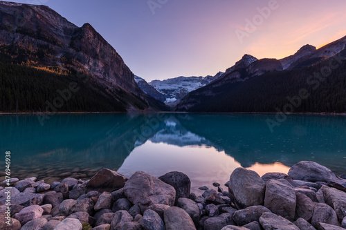 Fototapeta Naklejka Na Ścianę i Meble -  Sunrise Scene in the Canadian Rockies at Lake Louise Banff Canada