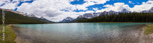 Scenic Waterfowl Lake on the Icefields Parkway  Banff National Park