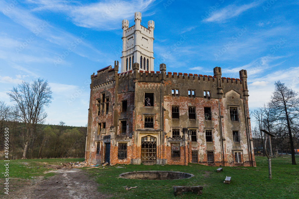 Fototapeta premium Ruins of castle Cesky Rudolec, also known as Small Hluboka