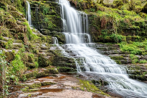 Fototapeta Naklejka Na Ścianę i Meble -  Little waterfall in Spring