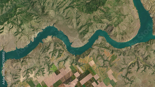 Columbia River meanders and Lake Roosevelt National Recreation Area, looking down aerial view from above – Bird’s eye view Columbia River, Washington, USA