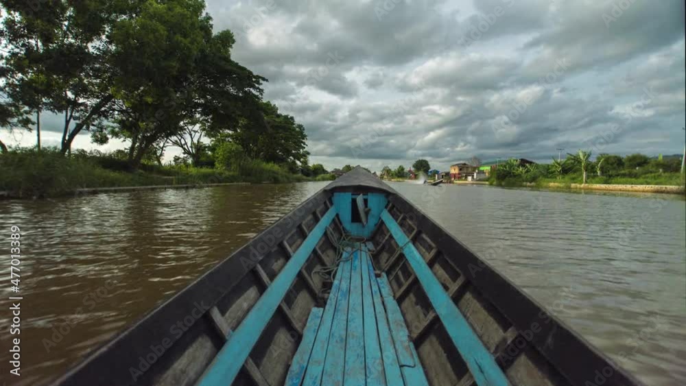 Long Boat Navigating Inle Lake, Myanmar (Burma) - 4K Time lapse (2) Long Boat Navigating Inle Lake, Myanmar (Burma) - 4K Time lapse (2)