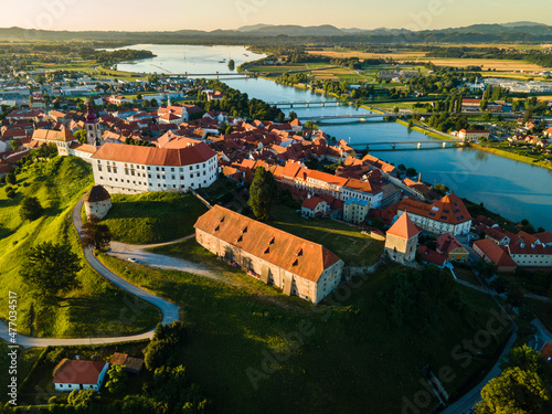Obraz na plátně Ptuj Castle or Ptujski Grad in Hilltop in Slovenia Oldest City