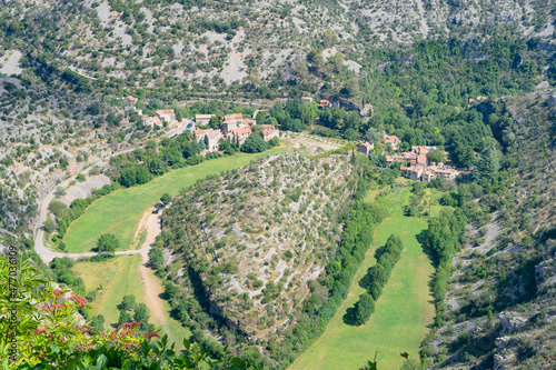 Panorama du village du Cirque de Navacelles, Grands sites de France, Gard, Sud de la France.