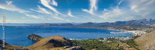 Obraz na płótnie pollensa port landscape w salonie