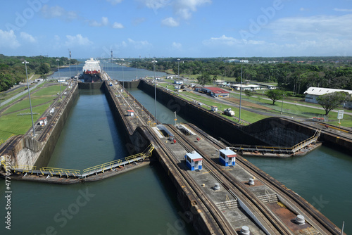Panama Canal, Gatun Lock photo