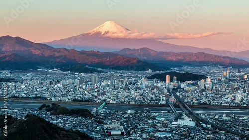 	静岡市駿河区朝鮮岩から富士山と静岡市街の夕景から夜景Timelapse