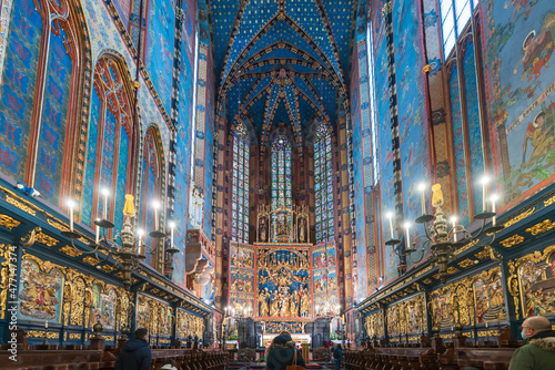 Photo Krakow, Poland December 17, 2021; View of the interior of St