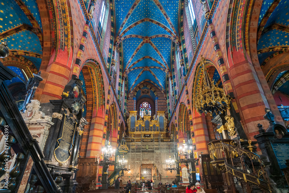 Krakow, Poland December 17, 2021; View of the interior of St. Mary's Basilica in Krakow on the Main Square.