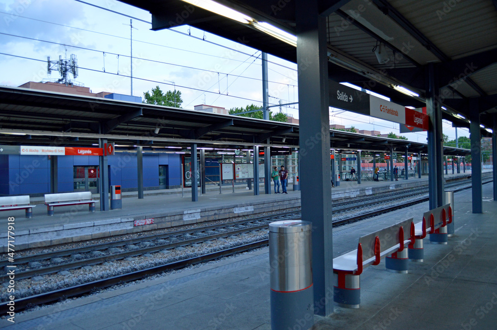 Estación de Leganés, provincia de Madrid, España. Tren de cercanías