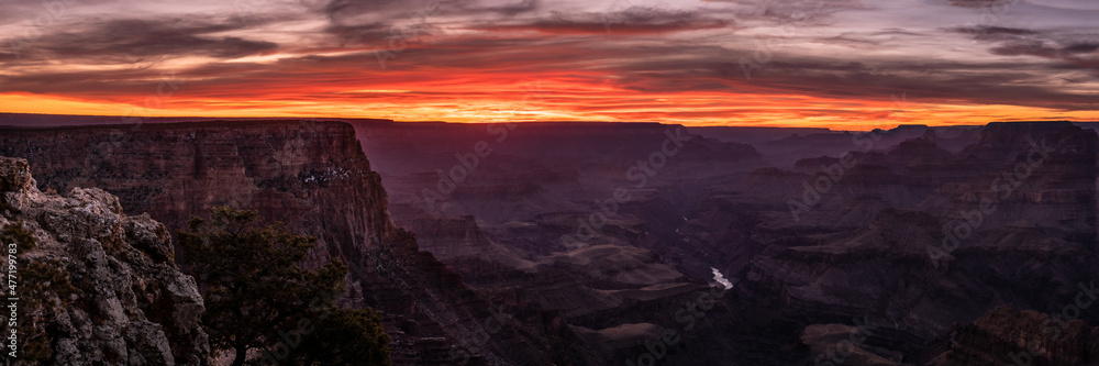 Pink Sunset Lights up the View of the Grand Canyon