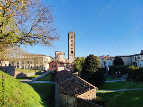 travel in Tuscany, Lucca photo