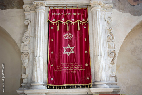 Obraz na płótnie stara synagoga w Pińczowie w salonie